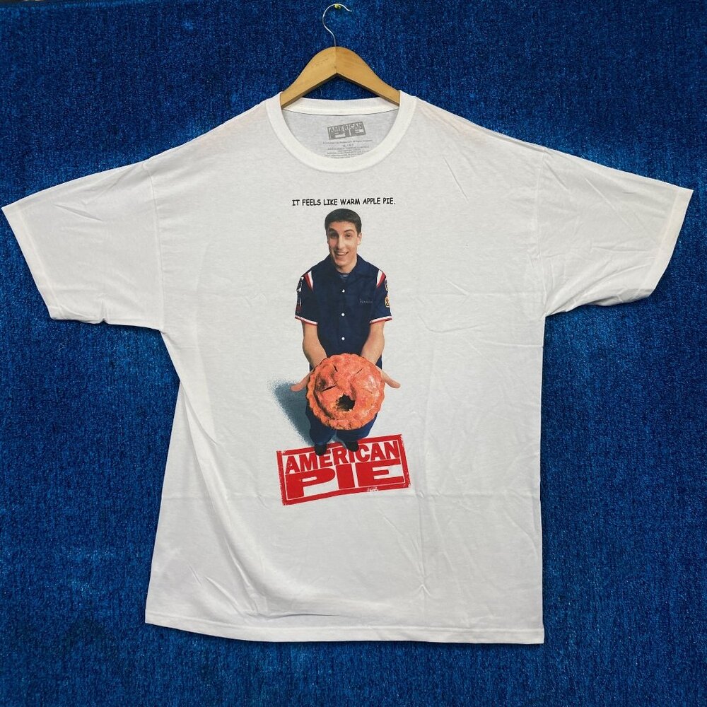American Pie “It Feels Like Warm Apple Pie” Graphic T-Shirt Size XL